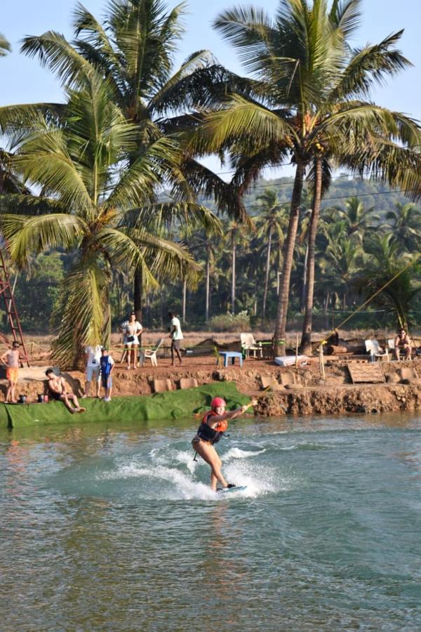 Wake Park Goa Hotel Arambol Bagian luar foto