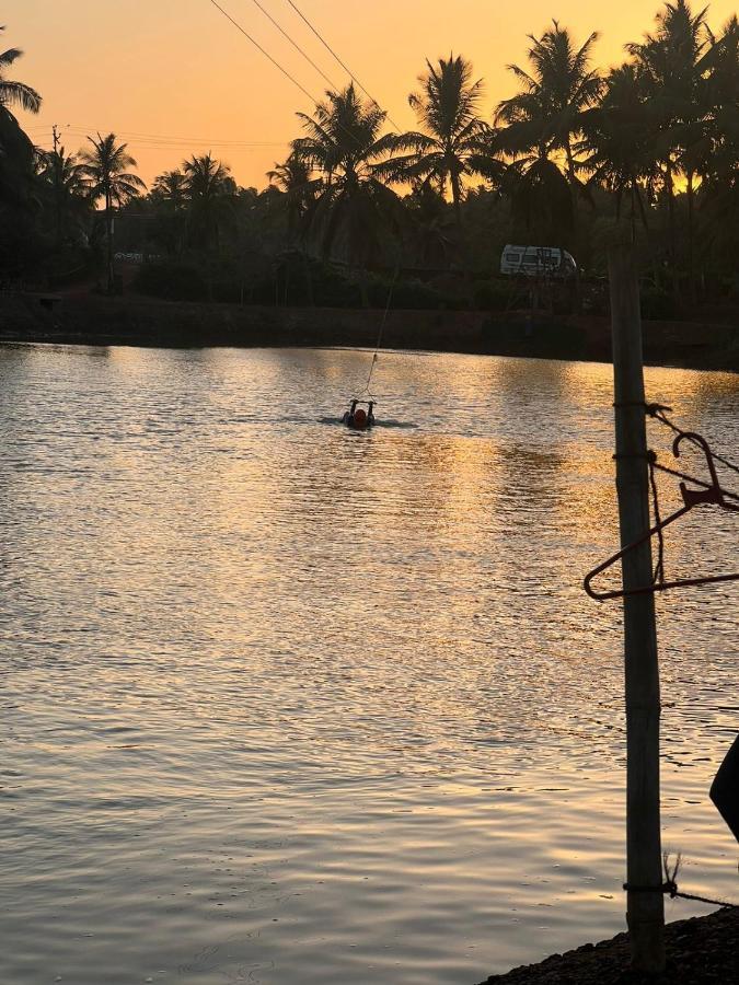 Wake Park Goa Hotel Arambol Bagian luar foto